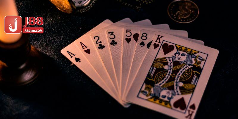 Đôi điều cần nắm về game bài Phỏm